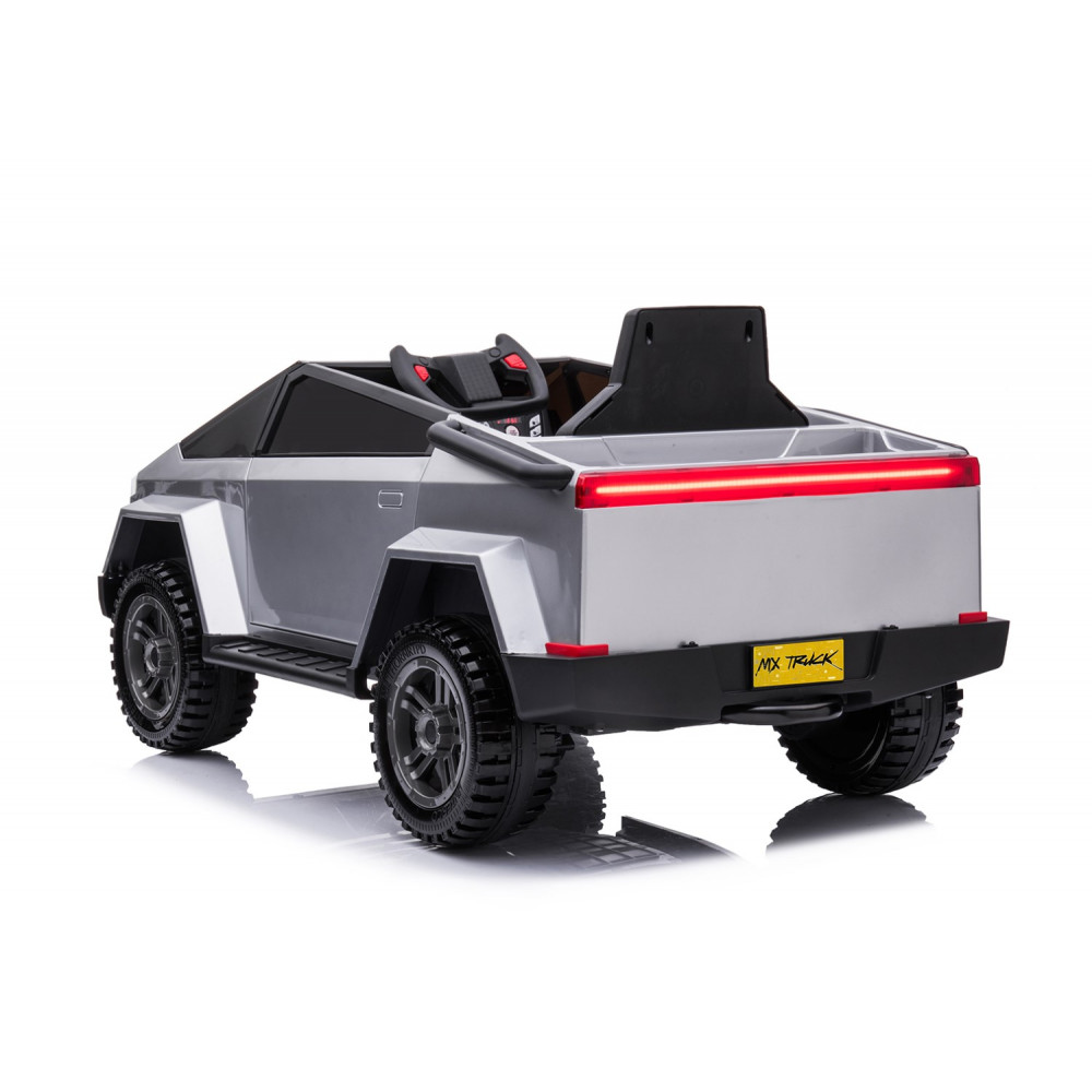 Η φωτογραφία δείχνει KIKKA BOO ΗΛΕΚΤΡΟΚΙΝΗΤΟ ΑΥΤΟΚΙΝΗΤΟ MARTIAN SILVER SPRAY.