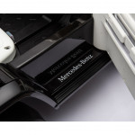 Η φωτογραφία δείχνει ΗΛΕΚΤΡΟΚΙΝΗΤO ΑΥΤΟΚΙΝΗΤΟ ΤΗΣ ΕΤΑΙΡΕΙΑΣ KIKKA BOO• R/C - 2,4G• Μπαταρία: 12V9AH• Κινητήρας: 550#*2• Φως και μουσική• Ένδειξη ισχύος• Υποδοχή MP3/USB και Bluetooth• Ελεγχος έντασης• Έναρξη με ένα κουμπί• Ήχος τιμονιού• Ανοιγόμενες πόρτες• Ανάρτηση πίσω τροχών.