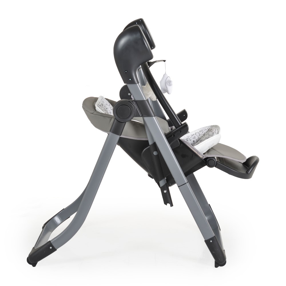 Το πολυλειτουργικό μοντέλο Nirvana 2in1 μετατρέπεται εύκολα από παιδική κούνια σε παιδικό καρεκλάκι φαγητού.