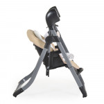 Το πολυλειτουργικό μοντέλο Nirvana 2in1 μετατρέπεται εύκολα από παιδική κούνια σε παιδικό καρεκλάκι φαγητού.