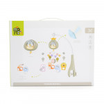 Το μουσικό περιστρεφόμενο «Penguin» είναι ένα πολυλειτουργικό παιχνίδι που προσφέρει ποικιλία μελωδιών, λευκό θόρυβο, απαλό φωτισμό και πολύχρωμη προβολή εικόνας.