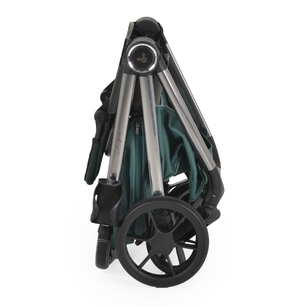 Πολυλειτουργικό καρότσι μωρού, κατάλληλο από τη γέννηση έως 22 κιλά.