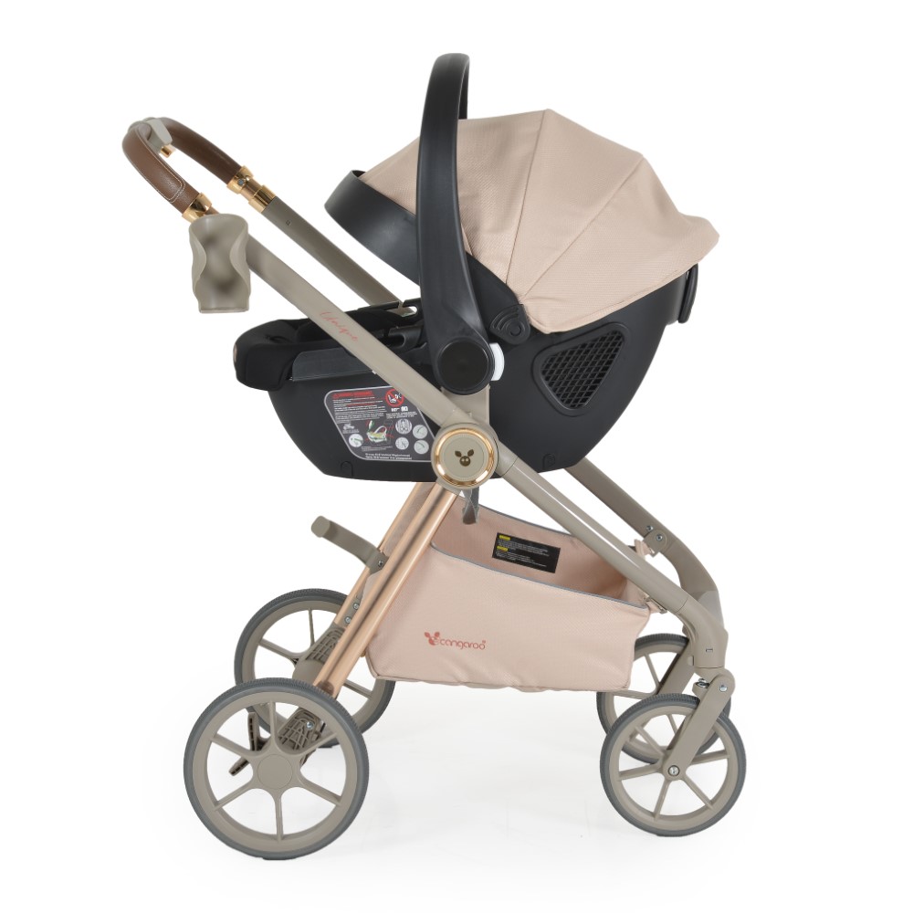 Η φωτογραφία δείχνει Πολυλειτουργικό καρότσι μωρού, κατάλληλο από τη γέννηση έως 22 κιλά.