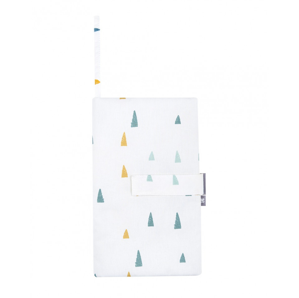 Η φωτογραφία δείχνει KIKKA BOO ΥΦΑΣΜΑΤΙΝΗ ΘΗΚΗ ΓΙΑ ΠΑΝΑ ΚΑΙ ΜΩΡΟΜΑΝΤΗΛΑ Υποδοχή πάνας κατασκευασμένη από 100% βαμβακερό υλικό.