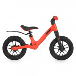 Η φωτογραφία δείχνει Nimbus Balance Bike by Byox – Άνεση, στυλ και αυτοπεποίθηση για τις πρώτες περιπέτειες!Ειδικά σχεδιασμένο για νεαρούς εξερευνητές ηλικίας 3 ετών και άνω, το ποδήλατο ισορροπίας Nimbus είναι ο τέλειος τρόπος για να αναπτύξει το παιδί σας ισορροπία, συντονισμό και αυτοπεποίθη