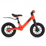 Η φωτογραφία δείχνει Nimbus Balance Bike by Byox – Άνεση, στυλ και αυτοπεποίθηση για τις πρώτες περιπέτειες!Ειδικά σχεδιασμένο για νεαρούς εξερευνητές ηλικίας 3 ετών και άνω, το ποδήλατο ισορροπίας Nimbus είναι ο τέλειος τρόπος για να αναπτύξει το παιδί σας ισορροπία, συντονισμό και αυτοπεποίθη