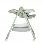 Η φωτογραφία δείχνει Δημιουργημένο με φροντίδα για τις πρώτες γευστικές περιπέτειες του μικρού σας, το παιδικό καρεκλάκι Surprise της Moni προσφέρει άνεση, ασφάλεια και πλήρη προσαρμοστικότητα σε κάθε γεύμα.