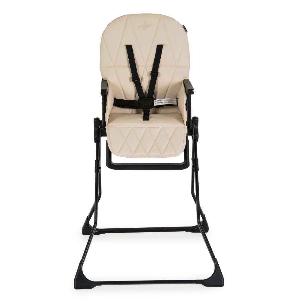 Η φωτογραφία δείχνει Καθαρός και κομψός σχεδιασμός σε μοντέρνα παστέλ χρώματα που ταιριάζει εύκολα σε κάθε εσωτερικό χώρο.