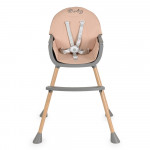 Η φωτογραφία δείχνει Το Biscotti by Moni είναι κάτι περισσότερο από ένα απλό καρεκλάκι φαγητού – είναι ένας έμπιστος σύντροφος στο ταξίδι του παιδιού σας προς την ανεξαρτησία.