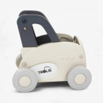 Το TROLIE 4in1 είναι ένας καινοτόμος περιπατητής ώθησης ιδανικός για νήπια ηλικίας 1 έως 3 ετών που προσφέρει μια ποικιλία τρόπων παιχνιδιού που διεγείρουν τη δημιουργικότητα και υποστηρίζουν την ανάπτυξη των κινητικών δεξιοτήτων του παιδιού σας.