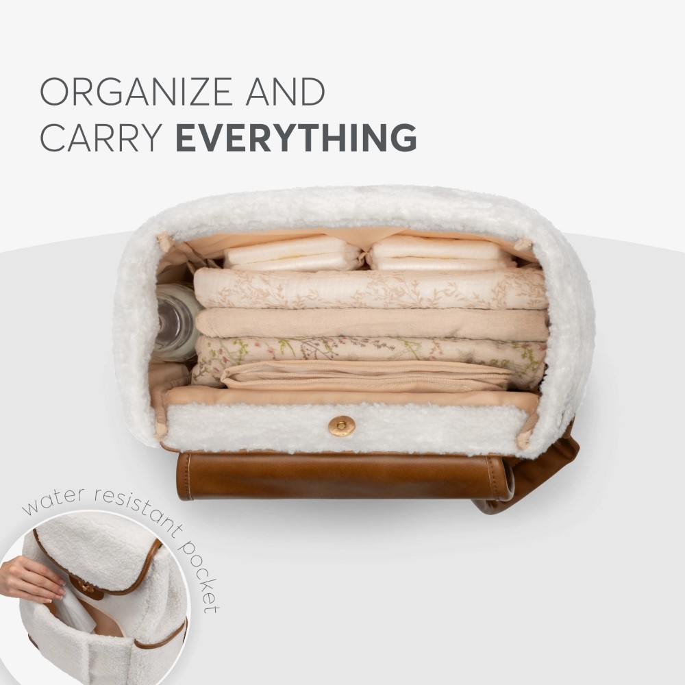 Μείνετε κομψοί και οργανωμένοι σε κάθε σας έξοδο με τη μαμά τσάντα FLORENCE!  Σχεδιασμένη για σύγχρονους γονείς, αυτή η πολυτελής τσάντα συνδυάζει τη λειτουργικότητα με ένα πολύχρωμο ντιζάιν στάμπα, διασφαλίζοντας ότι όλα τα απαραίτητα για το μωρό είναι οργανωμένα και προσιτά.