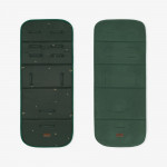 Η φωτογραφία δείχνει Αναβαθμίστε την άνεση του καροτσιού σας με την επένδυση καροτσιού BUTTERFLY DANCE! Σχεδιασμένο για επιπλέον απαλότητα και υποστήριξη, αυτή η κομψή και αναστρέψιμη επένδυση βελτιώνει τη βόλτα του μωρού σας προσθέτοντας μια νότα προσωπικότητας.