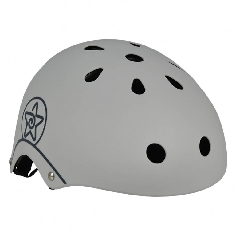 Η ασφάλεια των μικρών μας φίλων είναι ο βασικός πυλώνας της εταιρείας, για αυτό το λόγο σχεδιάστηκαν τα καινούργια προστατευτικά κράνη για ποδηλατάκια και πατίνια.