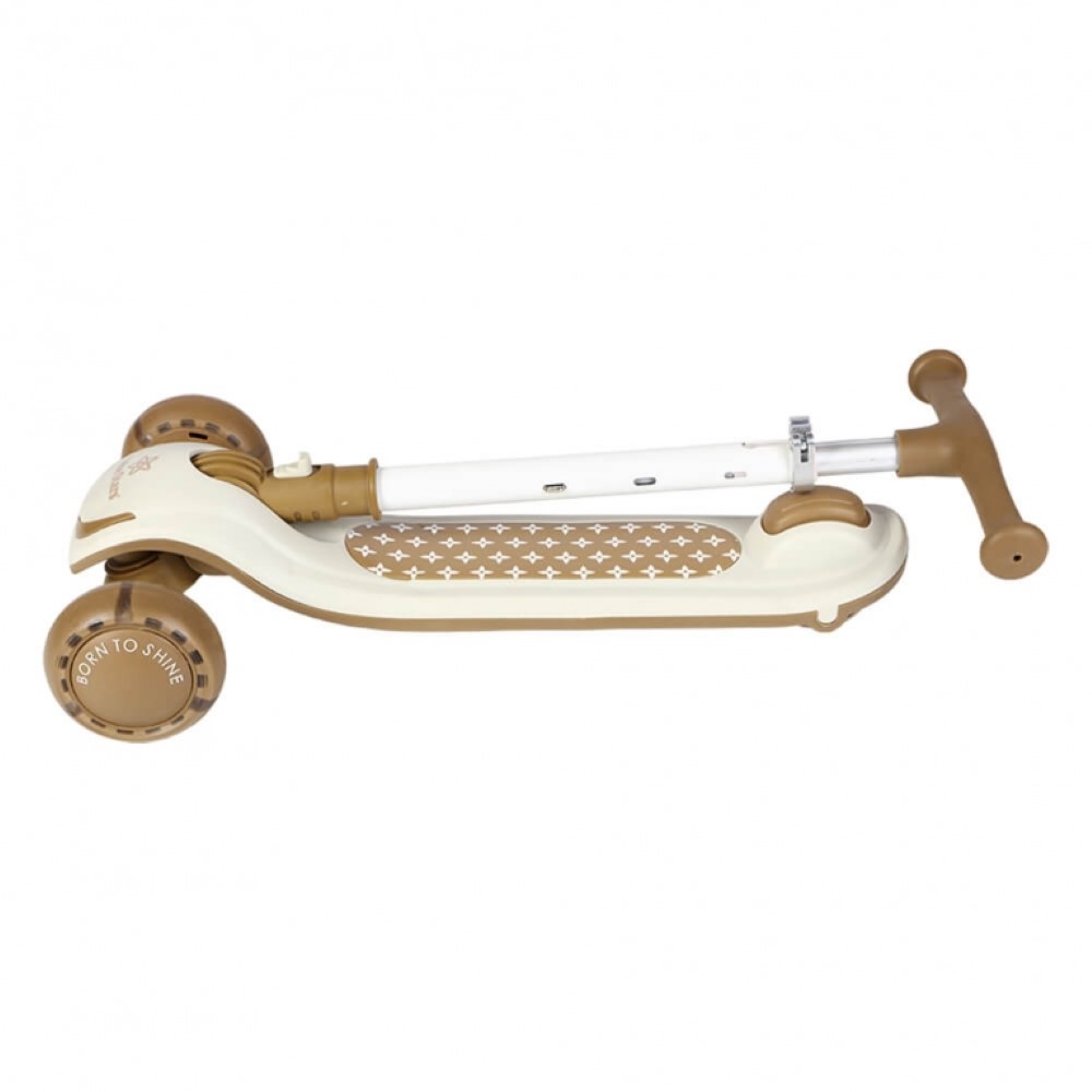 Η φωτογραφία δείχνει Το νέο πατίνι X-Ride της Bebe Stars είναι η καλύτερη συντροφιά των παιδιών σας, ώστε να διασκεδάζουν καθημερινά.