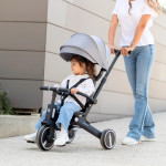 Ξεκινήστε αμέτρητες περιπέτειες με το τρίκυκλο TRIX 7in1, φτιαγμένο για παιδιά ηλικίας 18 μηνών έως 5 ετών.