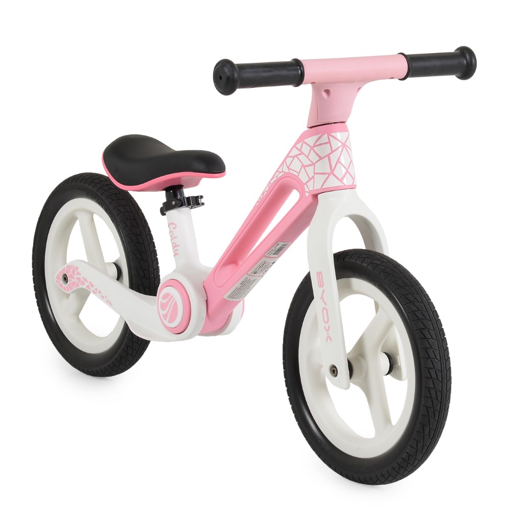 Η φωτογραφία δείχνει Balance Bike Foldy – Ένα διασκεδαστικό ξεκίνημα στον κόσμο της ποδηλασίας!Δώστε στο παιδί σας την ελευθερία και την αυτοπεποίθηση να εξερευνήσει με αυτό το ελαφρύ, ασφαλές και άνετο ποδήλατο ισορροπίας, ειδικά σχεδιασμένο για μικρούς λάτρεις της περιπέτειας ηλικίας 2-5 ετών (έως