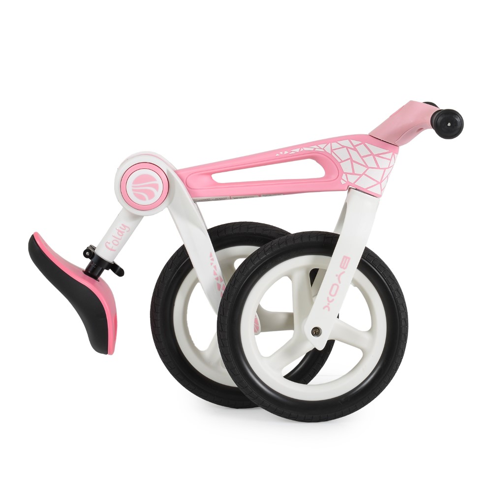 Η φωτογραφία δείχνει Balance Bike Foldy – Ένα διασκεδαστικό ξεκίνημα στον κόσμο της ποδηλασίας!Δώστε στο παιδί σας την ελευθερία και την αυτοπεποίθηση να εξερευνήσει με αυτό το ελαφρύ, ασφαλές και άνετο ποδήλατο ισορροπίας, ειδικά σχεδιασμένο για μικρούς λάτρεις της περιπέτειας ηλικίας 2-5 ετών (έως