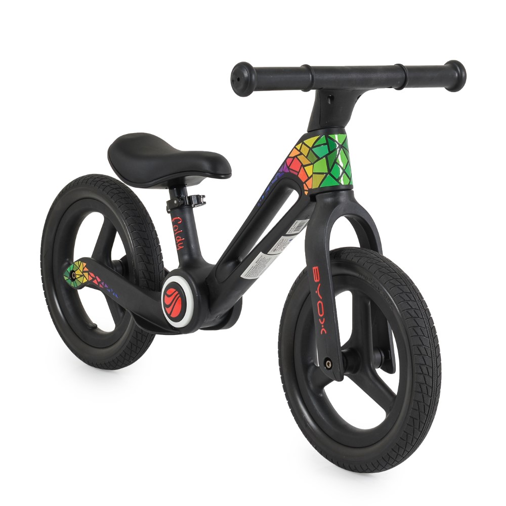 Η φωτογραφία δείχνει Balance Bike Foldy – Ένα διασκεδαστικό ξεκίνημα στον κόσμο της ποδηλασίας!Δώστε στο παιδί σας την ελευθερία και την αυτοπεποίθηση να εξερευνήσει με αυτό το ελαφρύ, ασφαλές και άνετο ποδήλατο ισορροπίας, ειδικά σχεδιασμένο για μικρούς λάτρεις της περιπέτειας ηλικίας 2-5 ετών (έως