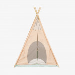 ΠεριγραφήΔημιουργήστε έναν μαγικό χώρο παιχνιδιού για το μικρό σας με το Ξύλινο Τσιπ με Επενδυμένο Ματ! Σχεδιασμένη για παιδιά ηλικίας 3+ ετών, αυτή η γοητευτική σκηνή εσωτερικού χώρου είναι ιδανική για ευφάνταστο παιχνίδι, διάβασμα ή χαλάρωση σε ένα άνετο καταφύγιο.