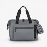 Βγείτε με στυλ και πρακτικότητα με τη μαμά τσάντα MAXI.