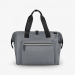 Βγείτε με στυλ και πρακτικότητα με τη μαμά τσάντα MAXI.