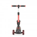 Η φωτογραφία δείχνει Αδειοδοτημένο σκούτερ από τη Maserati S.