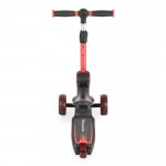 Η φωτογραφία δείχνει Αδειοδοτημένο σκούτερ από τη Maserati S.