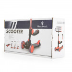 Η φωτογραφία δείχνει Αδειοδοτημένο σκούτερ από τη Maserati S.