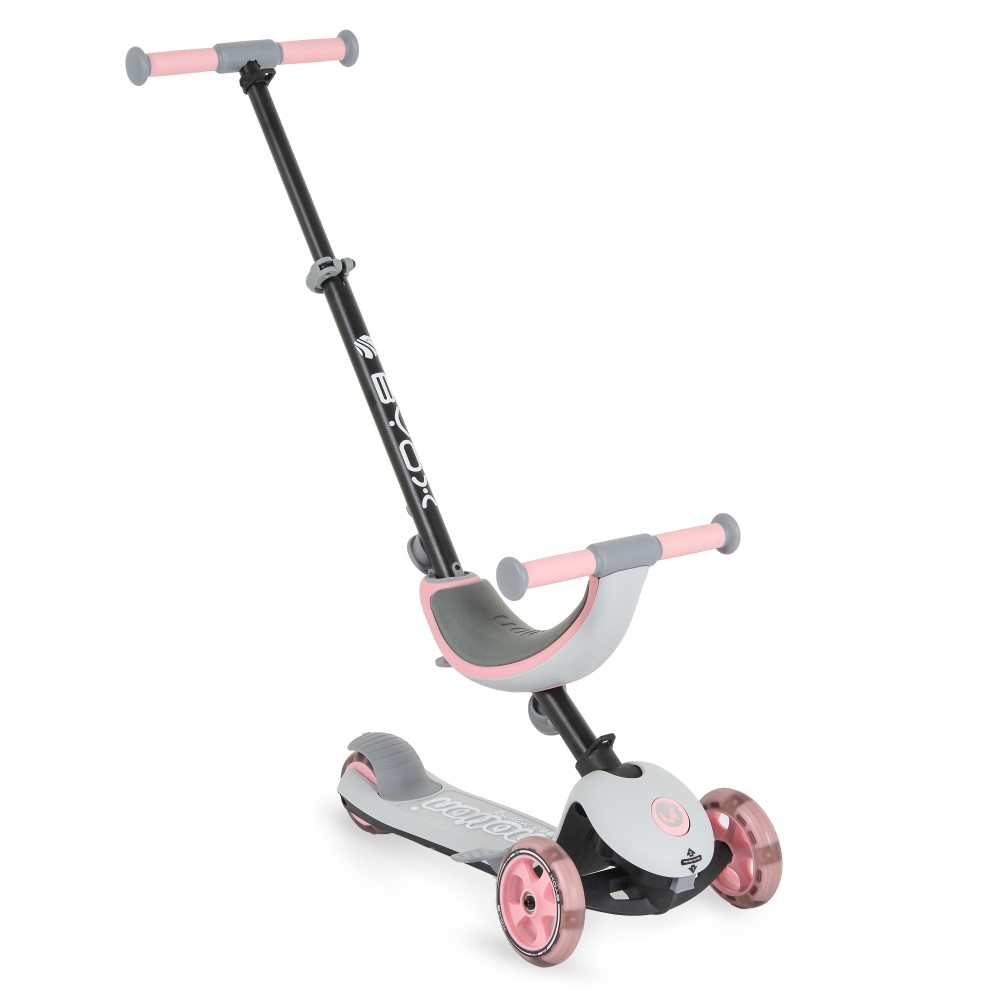 Η φωτογραφία δείχνει Πτυσσόμενο σκούτερ μετατρεπόμενο 4 σε 1TPR HandgripsΤιμόνι Aloy και Post SeatΣανίδα σε PP, TPR και PAΛαβή καθίσματος PP και υποπόδιοPP με φρένα Flex Steel.