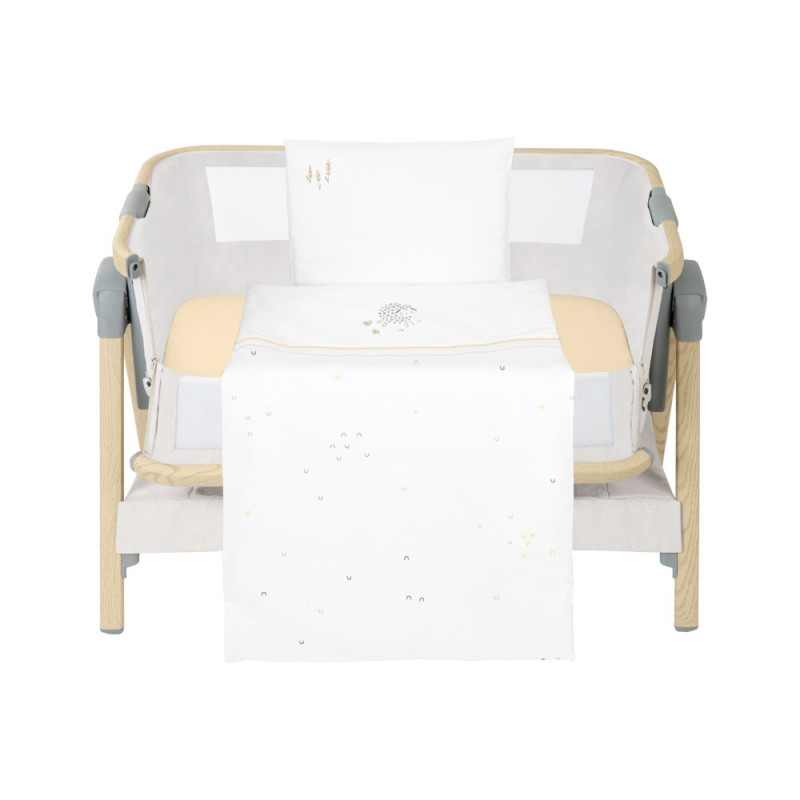 • Μαλακό και απαλό σετ κρεβατιού για μωρά κατασκευασμένο από βαμβάκι υψηλής ποιότητας 100% ranforce.