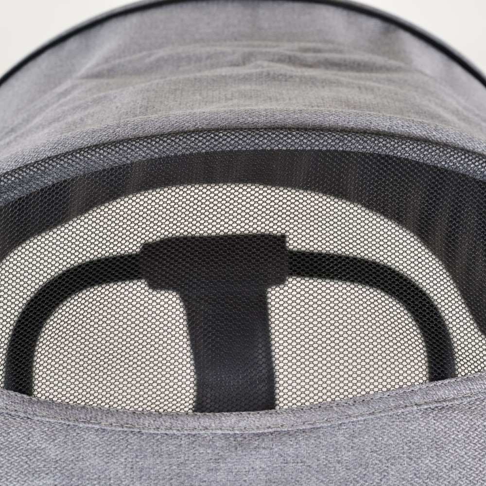 Η φωτογραφία δείχνει Καρότσι 3 σε 1 της εταιρείας Cangaroo.