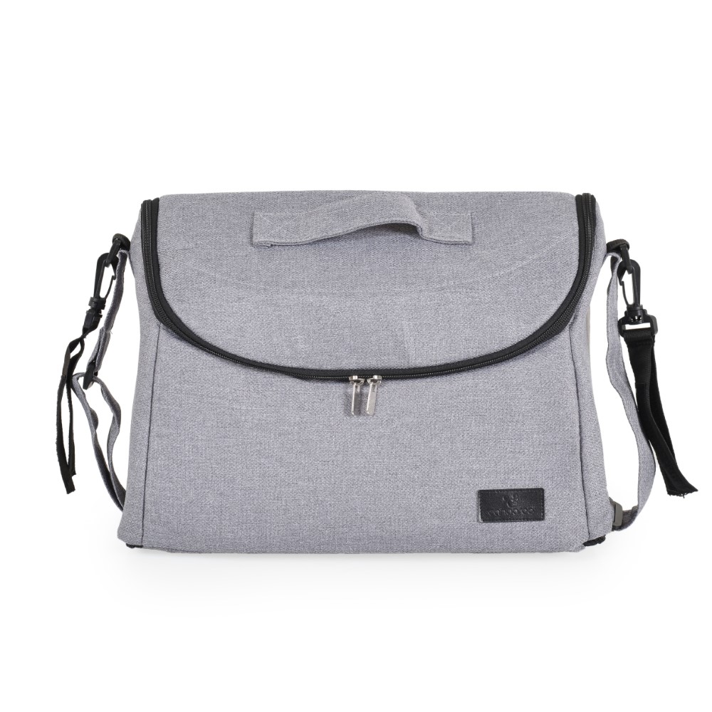 Η φωτογραφία δείχνει Καρότσι 3 σε 1 της εταιρείας Cangaroo.