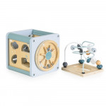 Η φωτογραφία δείχνει Αυτός ο πολυλειτουργικός ξύλινος κύβος δραστηριοτήτων από την Moni Toys προσφέρει διασκέδαση και μάθηση μέσα από το παιχνίδι! Κάθε πλευρά διαθέτει μια διαφορετική δραστηριότητα που διεγείρει τη φαντασία και υποστηρίζει την ανάπτυξη του παιδιού σας.