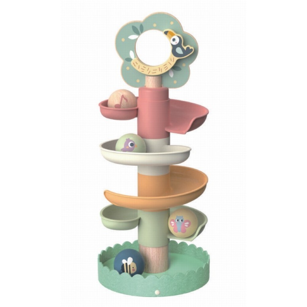 Η φωτογραφία δείχνει Ένας όμορφος ξύλινος πύργος για να σουτάρετε μπάλες.