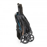 Η φωτογραφία δείχνει Βρεφικό καρότσι Cardi - Ο ιδανικός σας σύντροφος για βόλτες με τον μικρό θησαυρό!Κατάλληλο από 0 m+ έως 22 kg.