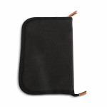 Η φωτογραφία δείχνει Διαθέτει πολλές τσέπες και θέσεις για αποθήκευση και διατήρηση των αντικειμένων σας σε καλή κατάσταση.