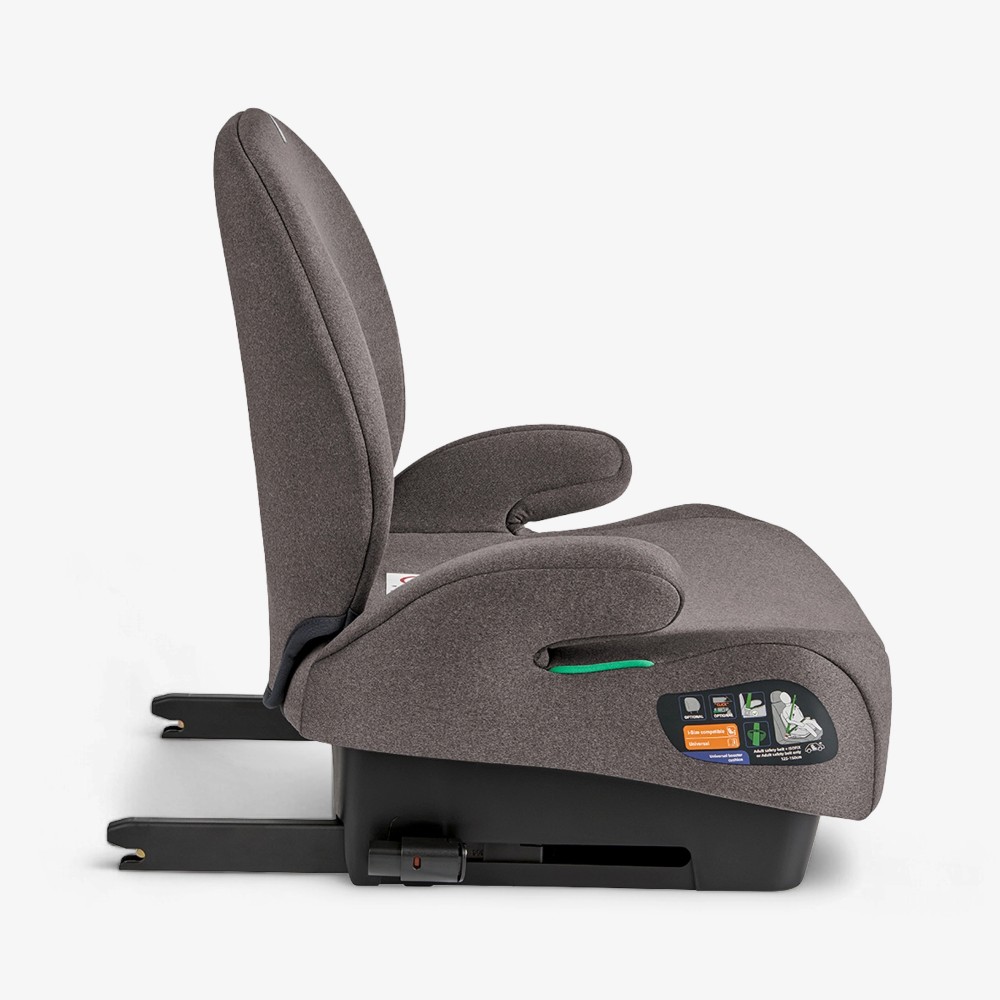 Η φωτογραφία δείχνει Η ασφάλεια και η άνεση στο αυτοκίνητο πρέπει να είναι προτεραιότητα για όλους, ιδιαίτερα για τα νεότερα μέλη της οικογένειας.