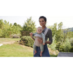 Η φωτογραφία δείχνει Για περιπάτους πρόσωπο με πρόσωποΟ βρεφικός μάρσιπος Front για να κινείστε άνετα με πλήρη ελευθερία παραμένοντας πάντα σε επαφή με το μωρό.