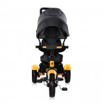 ΧαρακτηριστικάΚατάλληλο για παιδιά από 12 μηνών έως 3 ετών (18+μηνών στραμμένο προς τους γονείς ή με πλάτη στους γονείς, 24+μηνών με έλεγχο γονέα, 36+μηνών ως τρίκυκλο)Ανάκλιση 2 θέσεων για ξεκούρασηΡυθμιζόμενη λαβή γονέα στο ύψοςΜεγάλη αφαιρούμενη λαβή του γονέαΑφαιρούμενη μπροστινή μπάρα προστασία