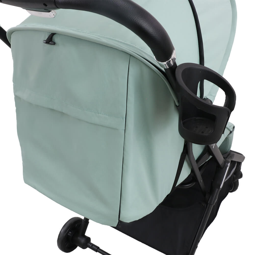 Η φωτογραφία δείχνει Το νέο βελτιωμένο καρότσι City Plus της Bebe Stars είναι ελαφρύ, άνετο, ευέλικτο και εύκολο στη χρήση.