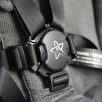 Η φωτογραφία δείχνει Ένα καινούργιο πολυκαρότσι που ήρθε για να σας συνεπάρει τόσο με τον κομψό σχεδιασμό του όσο και την πολυλειτουργικότητά του.