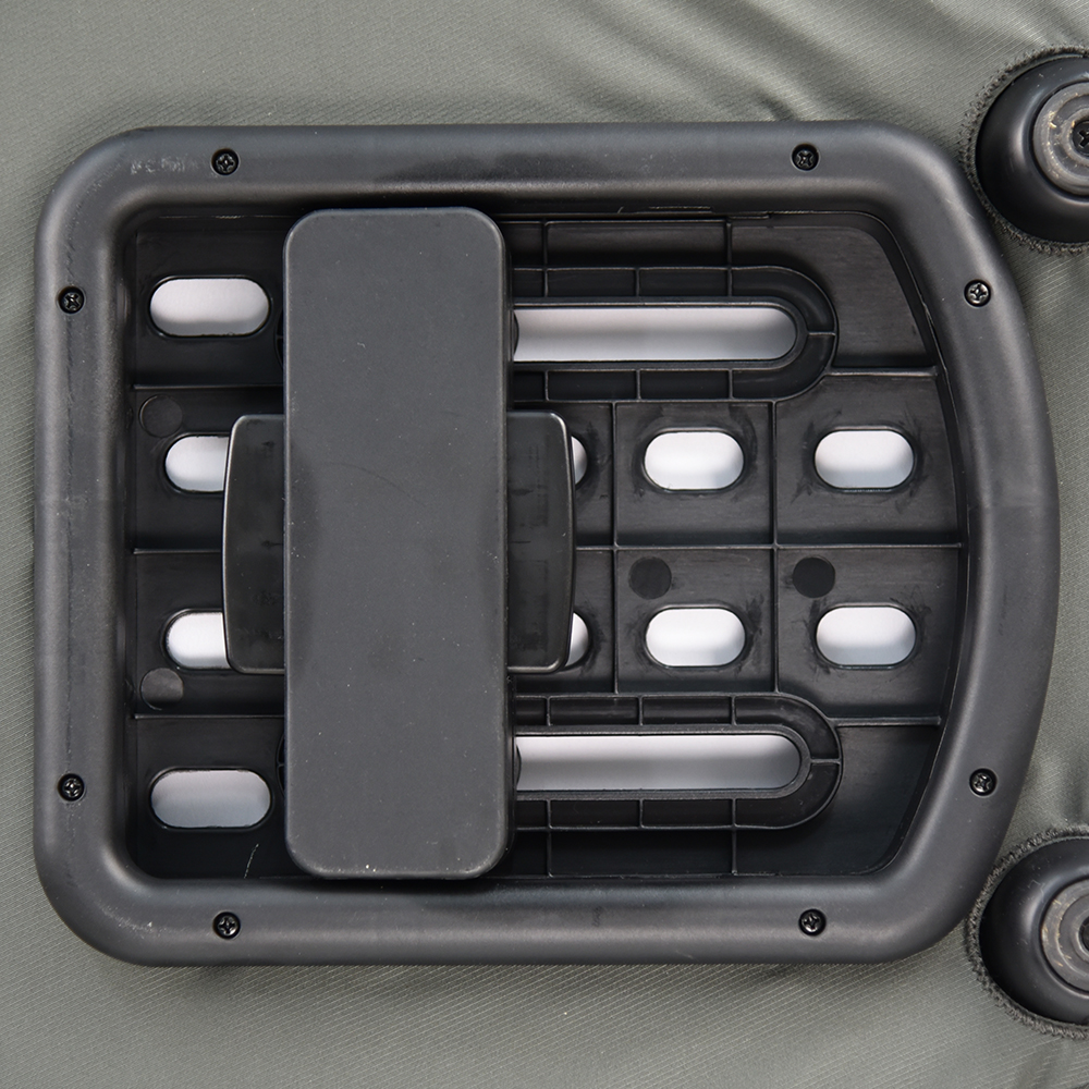 Η φωτογραφία δείχνει Ένα καινούργιο πολυκαρότσι που ήρθε για να σας συνεπάρει τόσο με τον κομψό σχεδιασμό του όσο και την πολυλειτουργικότητά του.