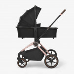 Η φωτογραφία δείχνει Πολυκαρότσι της εταιρείας Kikka Boo.