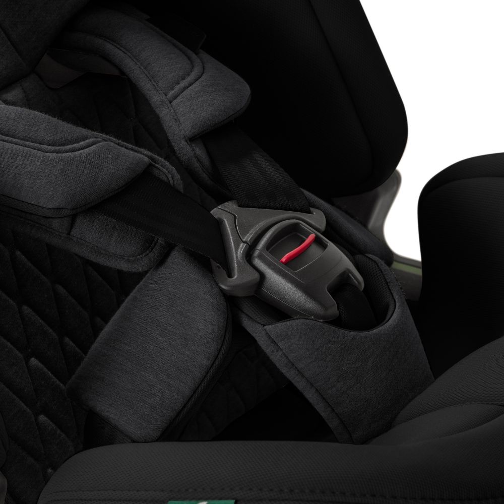 Η φωτογραφία δείχνει Γνωρίστε το Motion 2 – τη δεύτερη γενιά του Motion All Size 360, που πέτυχε την υψηλότερη βαθμολογία σε όλες τις κατηγορίες παιδικών καθισμάτων από τον ανεξάρτητο οργανισμό δοκιμών ADAC.