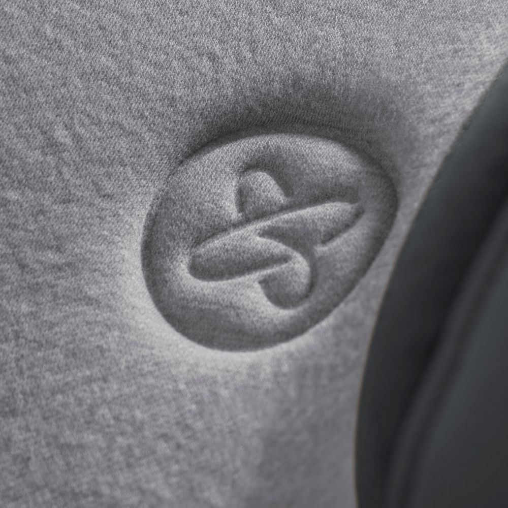 Η φωτογραφία δείχνει Γνωρίστε το Motion 2 – τη δεύτερη γενιά του Motion All Size 360, που πέτυχε την υψηλότερη βαθμολογία σε όλες τις κατηγορίες παιδικών καθισμάτων από τον ανεξάρτητο οργανισμό δοκιμών ADAC.