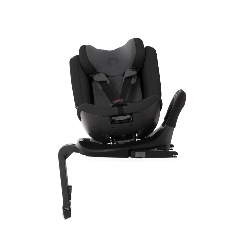 Η φωτογραφία δείχνει Γνωρίστε το Motion 2 – τη δεύτερη γενιά του Motion All Size 360, που πέτυχε την υψηλότερη βαθμολογία σε όλες τις κατηγορίες παιδικών καθισμάτων από τον ανεξάρτητο οργανισμό δοκιμών ADAC.