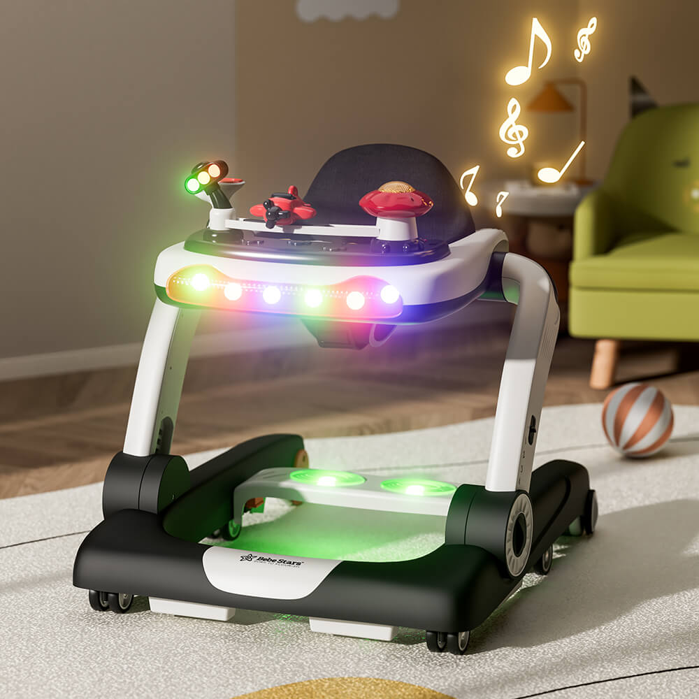 Η φωτογραφία δείχνει Η στράτα Airplane 3 in 1 (στράτα, jumper, περπατούρα) της Bebe Stars βοηθάει το μωρό σας να καλλιεργήσει την αίσθηση της κατεύθυνσης, να ανακαλύψει την ανεξαρτησία του, να εξοικειωθεί με το περπάτημα, να ασκεί τους μύες των ποδιών και να αυξάνει την εμπιστοσύνη του μωρού σας στη