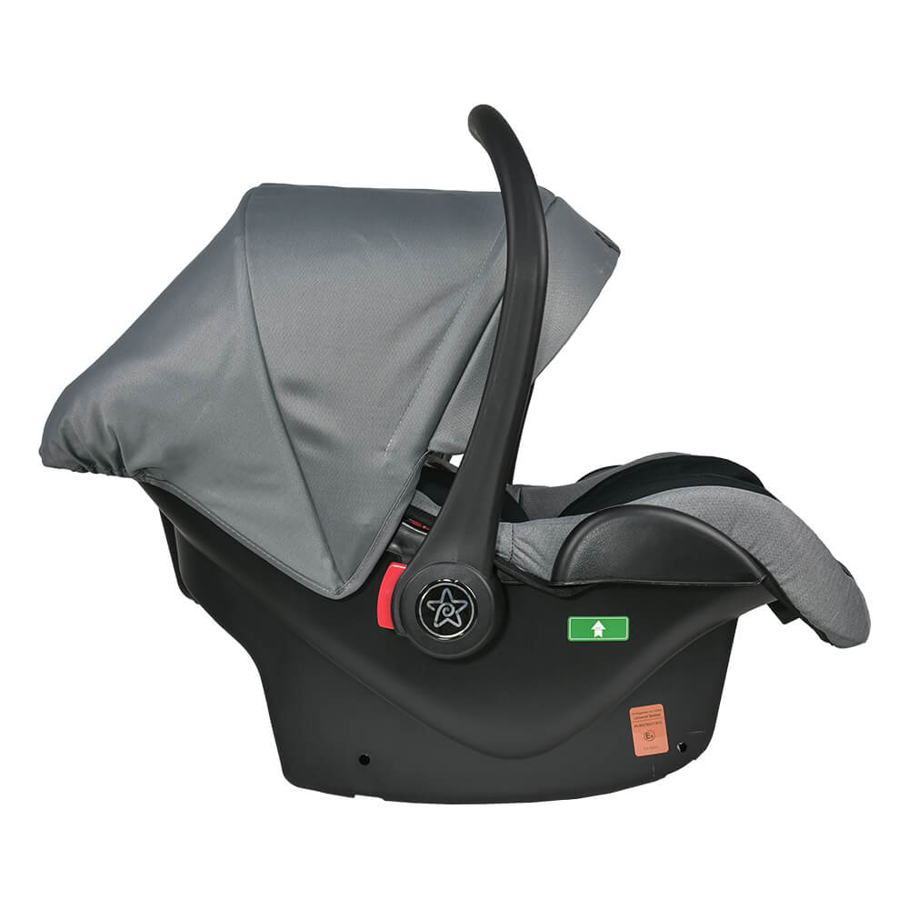 Η φωτογραφία δείχνει Το νέο i-Size παιδικό κάθισμα αυτοκινήτου Nammas της Bebe Stars, είναι κατάλληλο για χρήση για παιδάκια με ύψος 40-85 cm.