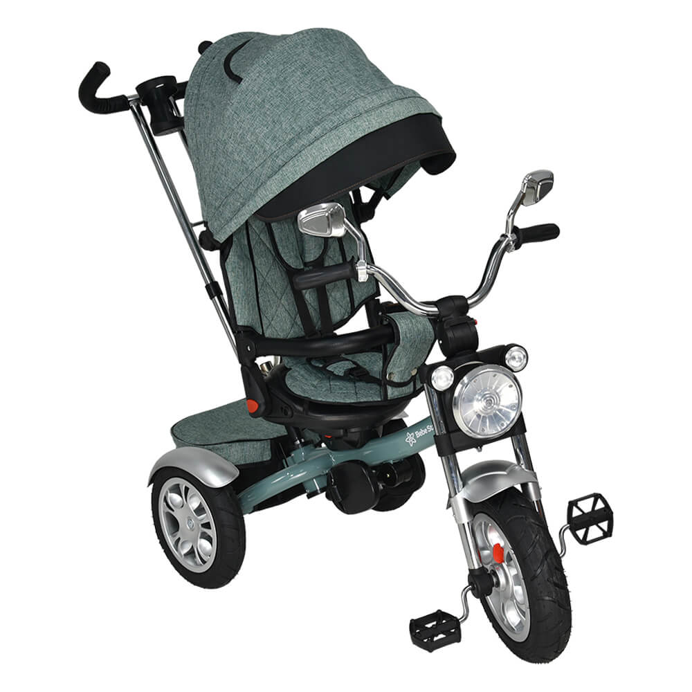 Η φωτογραφία δείχνει Το ποδήλατο  Chopper Black 6 in 1 της Bebe Stars έχει σχεδιαστεί για μωρά από 9 μηνών και παρέχει ομαλή οδήγηση για τη μετάβαση από τη λειτουργία του καροτσιού σε αυτή του ποδηλάτου.