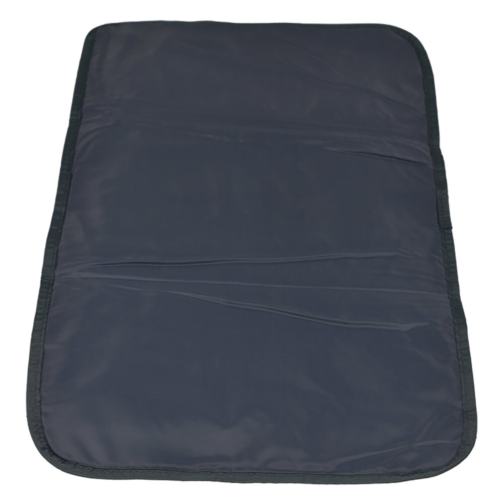 Η φωτογραφία δείχνει Η νέα τσάντα ώμου της Bebe Stars με το μοντέρνο και κομψό σχεδιασμό της αποτελεί το πιο πρακτικό αξεσουάρ για κάθε μητέρα όταν οργανώνει τη βόλτα της με το παιδί.